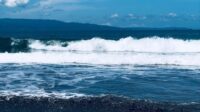 BMKG: Waspadai Gelombang Tinggi 4–6 Meter di Perairan Barat Bengkulu hingga Selatan Banten pada Kamis, 31 Juli 2025