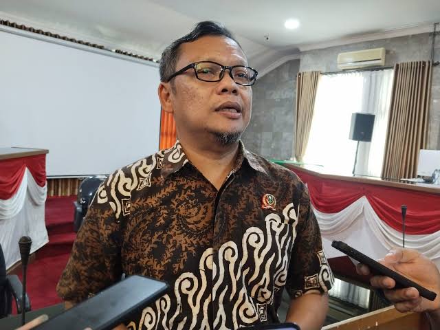 Ketua DPRD Kota Sukabumi, Wawan Djuanda