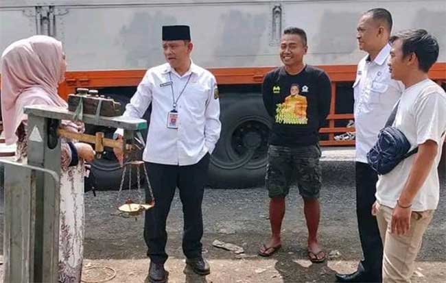 Kepala DPMPTSP Kabupaten Sukabumi, Ali Iskandar