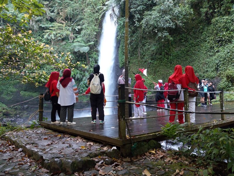 Curug Sawer Sukabumi