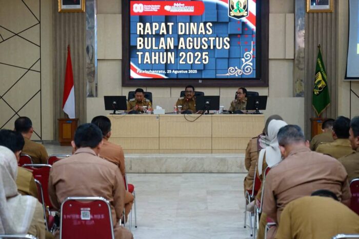 Bupati Sukabumi Rapat Dinas
