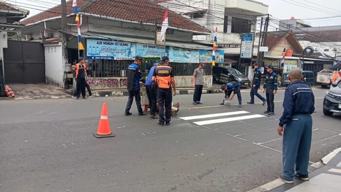Dishub Kota Sukabumi Gercep Perbaiki Zebra Cross