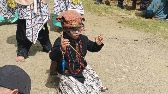 Samsul, Lengser Cilik dari Purwasedar Sukabumi