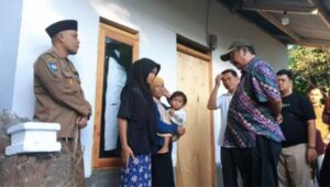 Kolaborasi Pemkab Sukabumi dan DPRD, Buruh Penyadap Karet di Palabuhanratu Kini Miliki Rumah Layak Huni