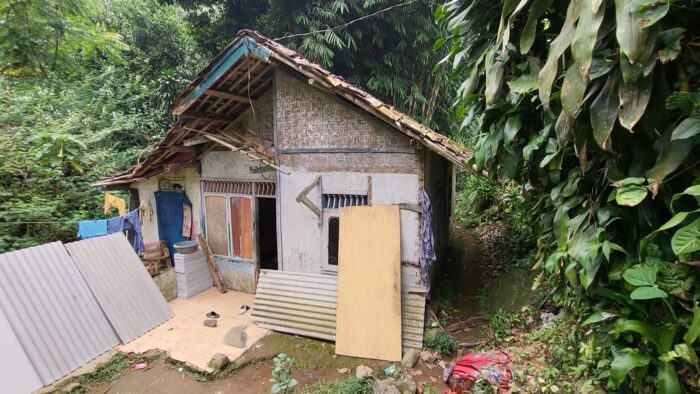 Rumah reyot Sukabumi