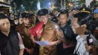Aksi Demontrasi, Wali Kota Sukabumi Didesak Evaluasi Perwal Kenaikan Tunjangan DPRD