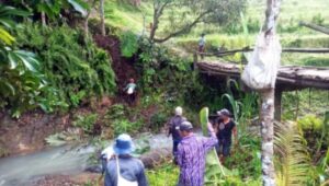 Penantian Panjang Warga Cisolok Sukabumi, Jembatan Garuda Akhirnya Dibangun Kemenhan RI