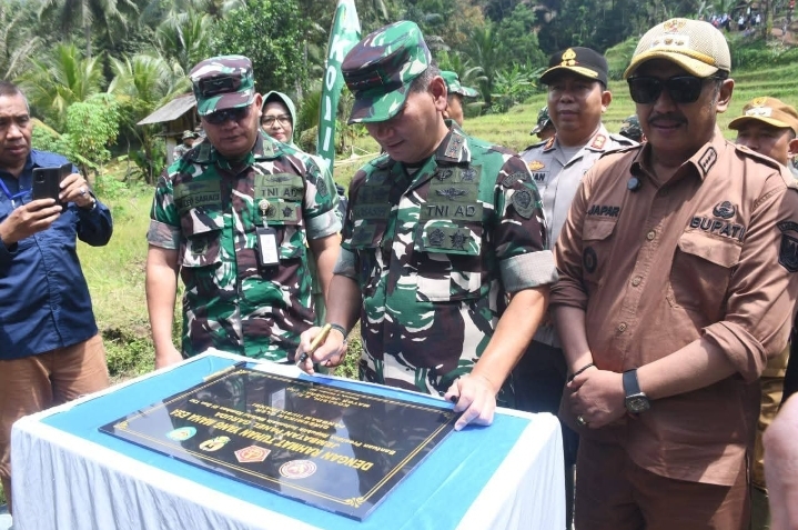 Jembatan Panel Garuda
