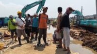 Puluhan Petani Demo Tuntut Perbaikan Saluran Air di Proyek Tol Bocimi