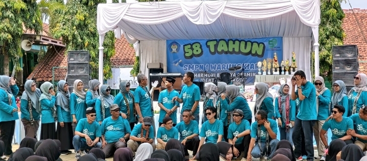SMPN 1 Warungkiara