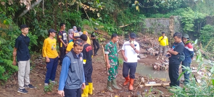 Bendungan Cikolawing