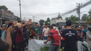 Innalillahi, Tedi Tewas Terlindas Truk di Cibadak