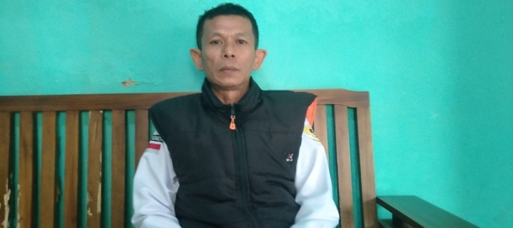 Kepala Desa Warungkiara