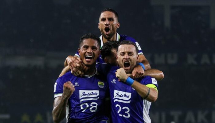 Persib Bandung Kalahkan PSM Makassar