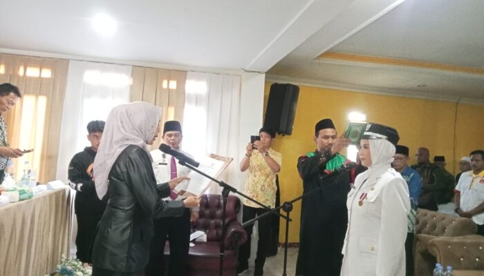 Dedah Hodijah Resmi Pimpin Desa Cijalingan