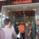 DITAHAN: Tersangka kasus korupsi BLT Dana Desa Karangtengah, Kecamatan Cibadak, GI digiring petugas usai pelimpahan tahap II di Kejaksaan Negeri Kabupaten Sukabumi, Kamis (29/1/2026). Foto: Idam/INILAHSUKABUMI.COM