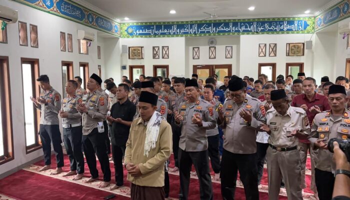 Polres Sukabumi Gelar Shalat Ghaib