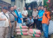 Camat Cibadak Komandoi ‘Rereongan’ Bantu Rutilahu di Desa Sekarwangi