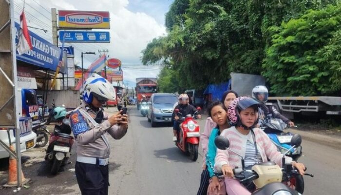 Satlantas Polres Sukabumi Uji Coba E-TLE Mobile Handheld
