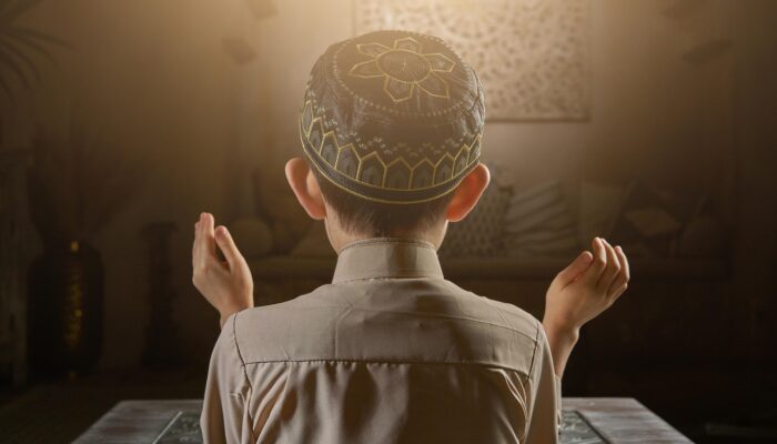 Jadwal Sholat Sukabumi Hari Ini, Senin 9 Februari 2026