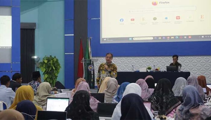 Dorong Publikasi dan Karier Dosen, UMMI Gelar Pembinaan Dosen Bersama Rektor UMY