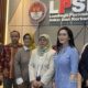 Lisna, ibu kandung NS (12), anak laki-laki yang diduga tewas akibat kekerasan oleh ibu tirinya mengadu ke LPSK (Foto: ANTARA/Fath Putra Mulya)