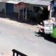 Kecelakaan lalu lintas yang melibatkan angkutan kota (angkot) dan sepeda motor terjadi di Jalan Gandasoli, Desa Cipurut, Kecamatan Cireunghas, Kabupaten Sukabumi, Jawa Barat. Foto: Ist