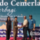 SIMBOLIS: General Manager Kawasan Industri Cikembar, Irma Tjandra didampingi Manajer Affair Robby Rosadi memberikan paket Sembako kepada ratusan warga Cimanggu, Kecamatan Cikembar, Selasa (10/3/2026). Foto: KARIMULLAH//INILAHSUKABUMI.COM