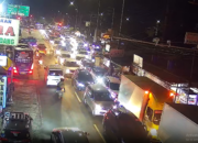 Kemacetan Parah di Exit Tol Bocimi Parungkuda Sukabumi Malam Ini