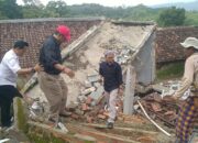 Bupati Sukabumi Tinjau Lokasi Pergerakan Tanah di Bantargadung