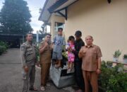 Camat Cibadak Pulangkan Warga Cianjur yang Menggelandang di Sukabumi