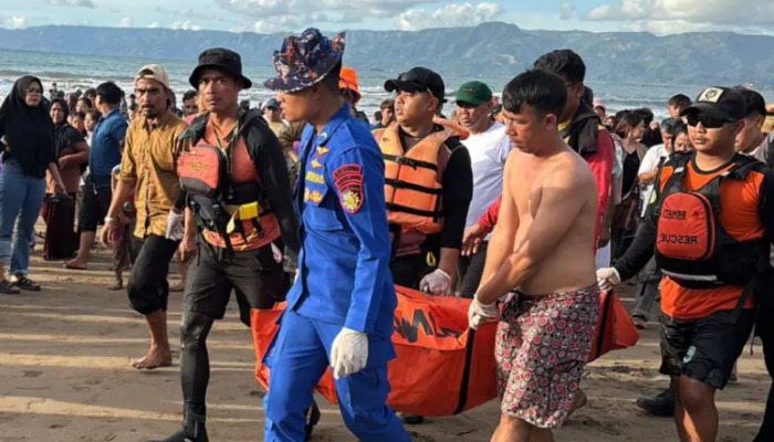 Lakalaut di Pantai Sukabumi, Satu Selamat-Satu Meninggal