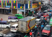Update Lalu Lintas di Sukabumi, Depan Pasar Cibadak Macet Parah