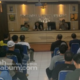 Bidang Sumber Daya Air (SDA) Dinas Pekerjaan Umum (PU) Kabupaten Sukabumi menggelar Pre-Construction Meeting (PCM) sebagai langkah awal memastikan pelaksanaan proyek berjalan tepat mutu, tepat waktu, dan sesuai ketentuan yang berlaku. Foto: Istimewa