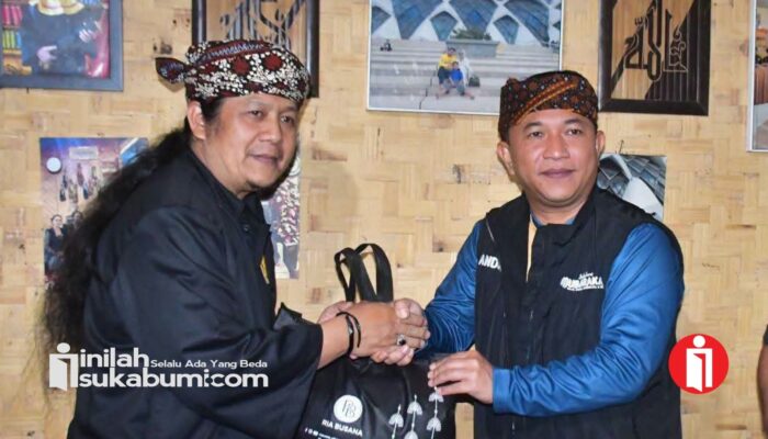 Kabar dari Kasepuhan Cipta Mulya, Wabup Sukabumi : Dokumen Kependudukan Warga Selesai