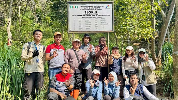 Pertamina Patra Niaga RJBB Bersama Dinas Lingkungan Hidup
